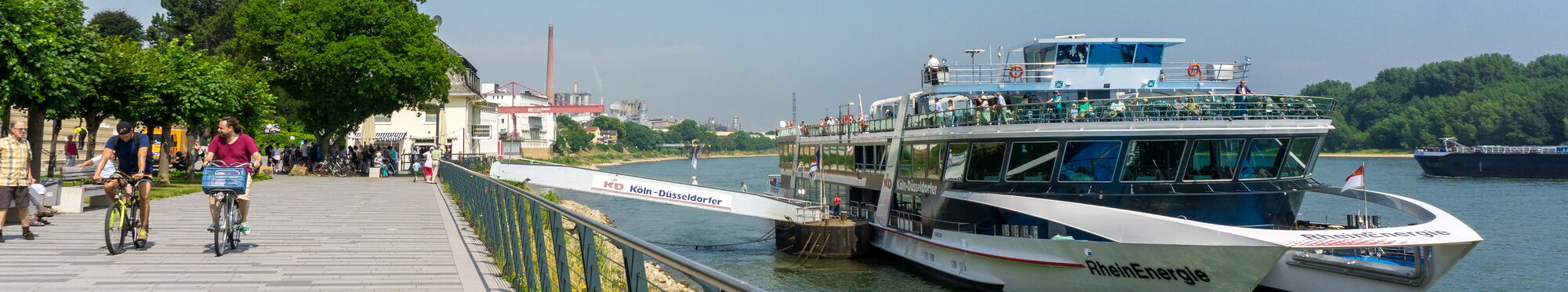 Rheinpromenade mit KD-Anleger