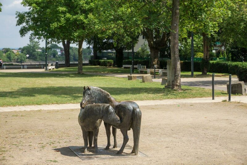 Bronzeskulptur „ Zwei Ponies“